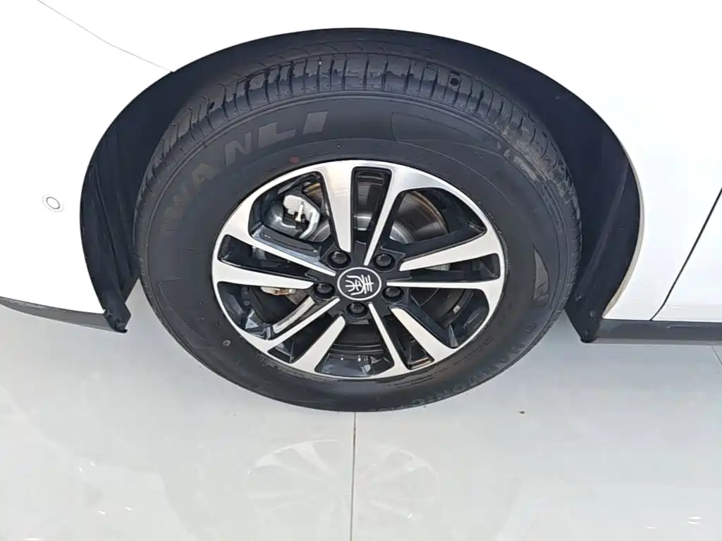 BYD Qin PLUS — миниатюра 23