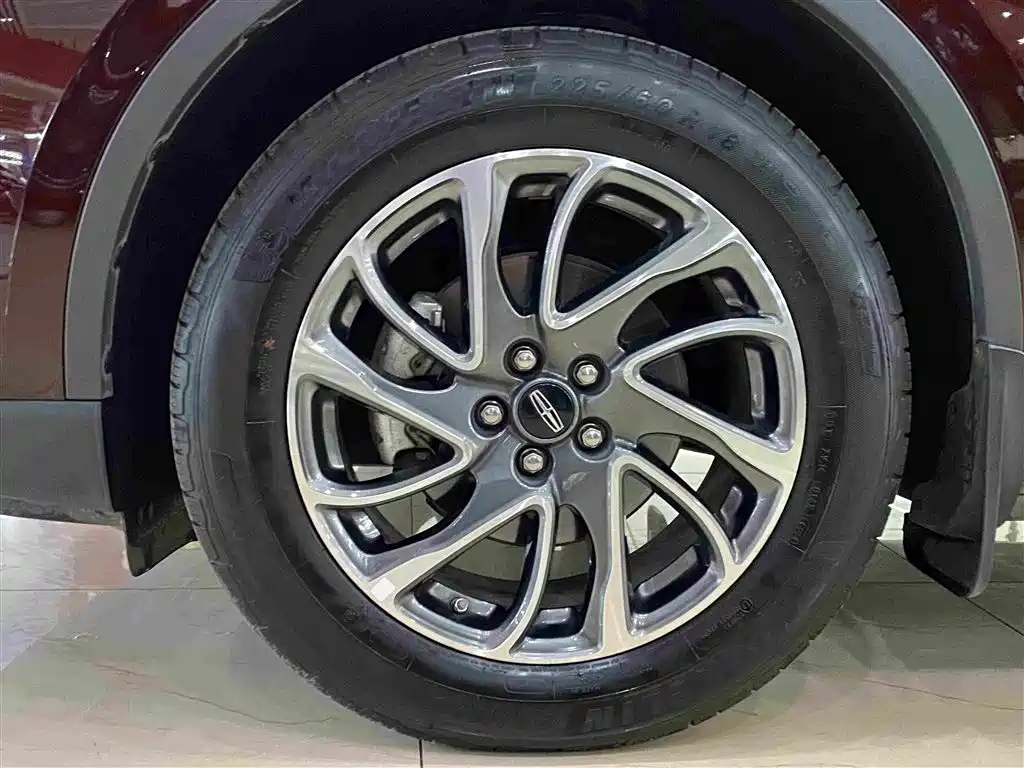 Lincoln Corsair — миниатюра 5