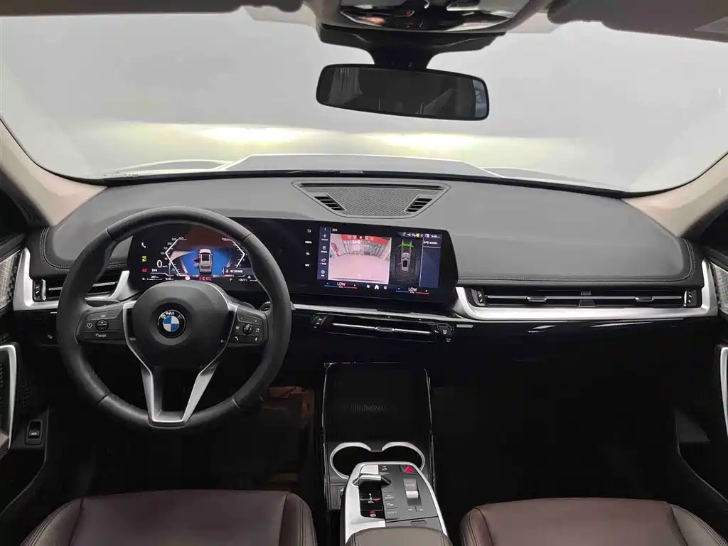 BMW X1 2023 sDrive20Li X