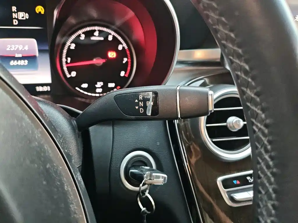 Mercedes-Benz C-Class — миниатюра 10