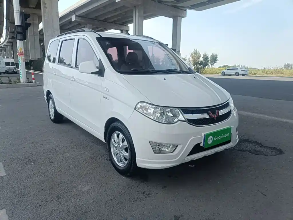 Wuling Hongguang — миниатюра 4
