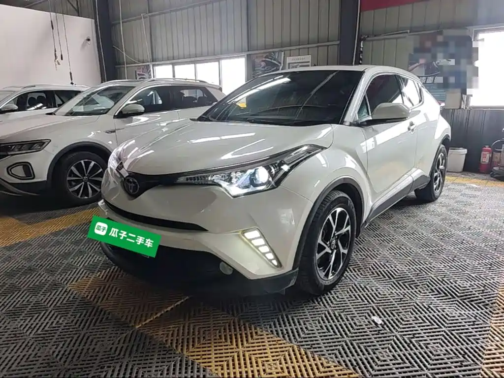 Toyota C-HR — миниатюра 2
