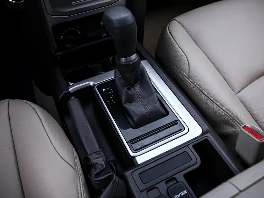 Toyota Prado — миниатюра 10