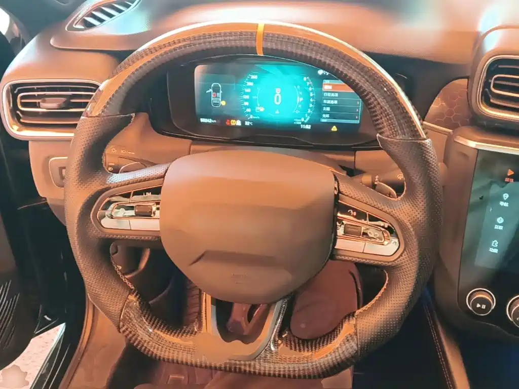 Lynk & Co 03 — миниатюра 11