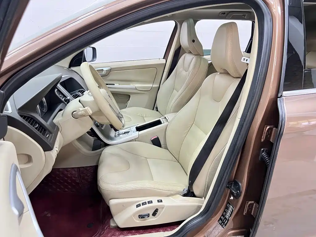 Volvo XC60 (Import) — миниатюра 6