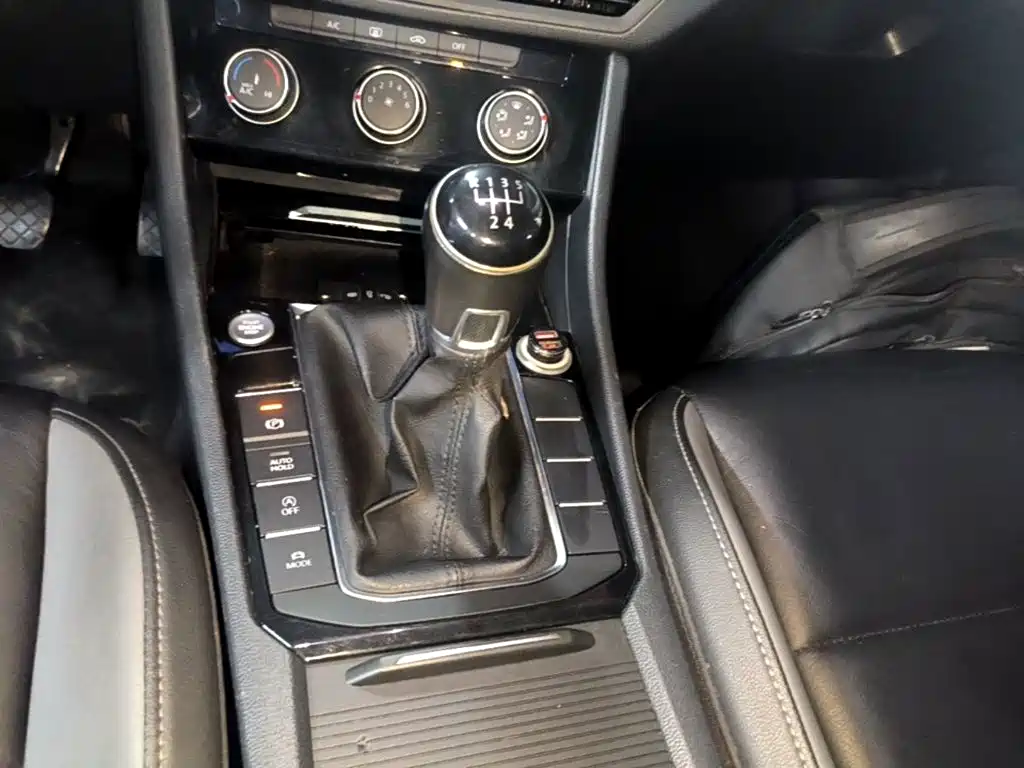 Volkswagen Sagitar — миниатюра 14
