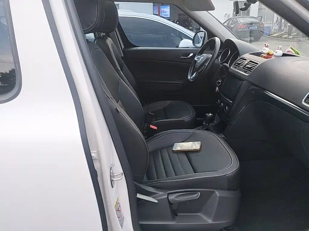 Skoda Yeti — миниатюра 25