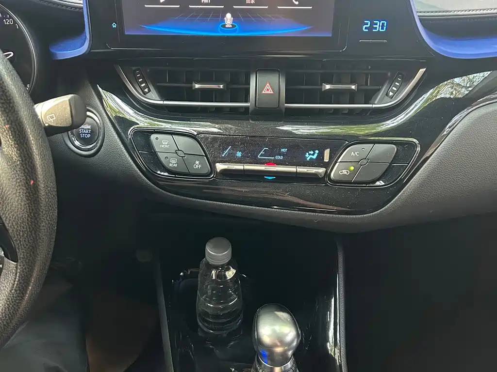 Toyota C-HR — миниатюра 10