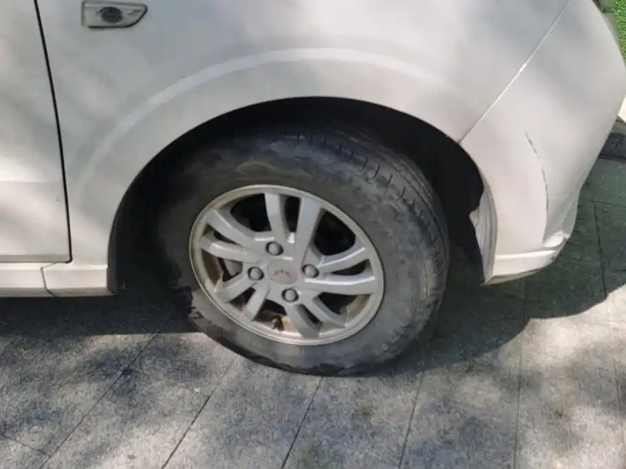 Wuling Hongguang — миниатюра 6