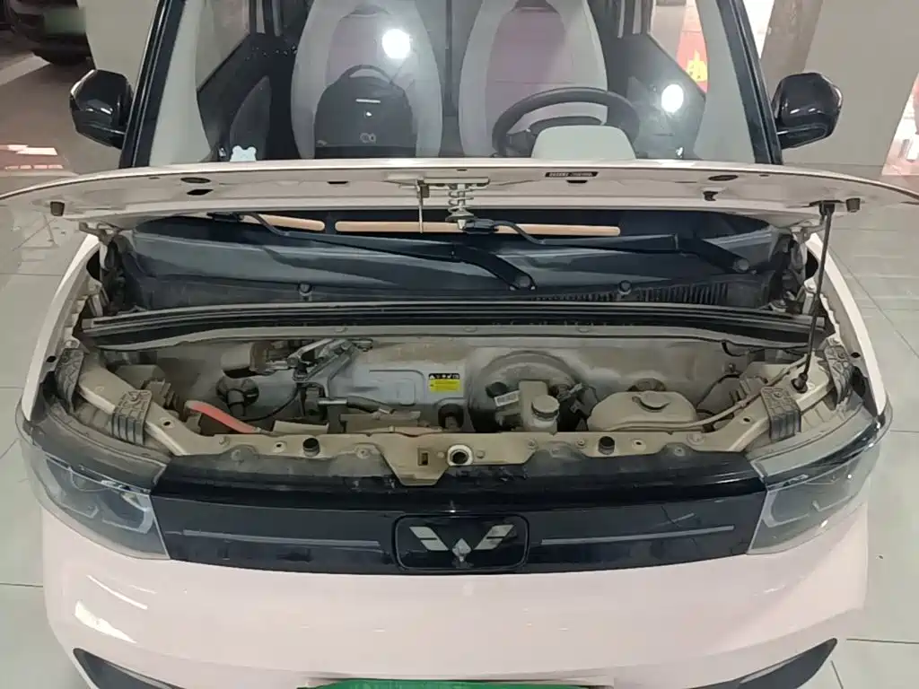 Wuling MINIEV — миниатюра 20
