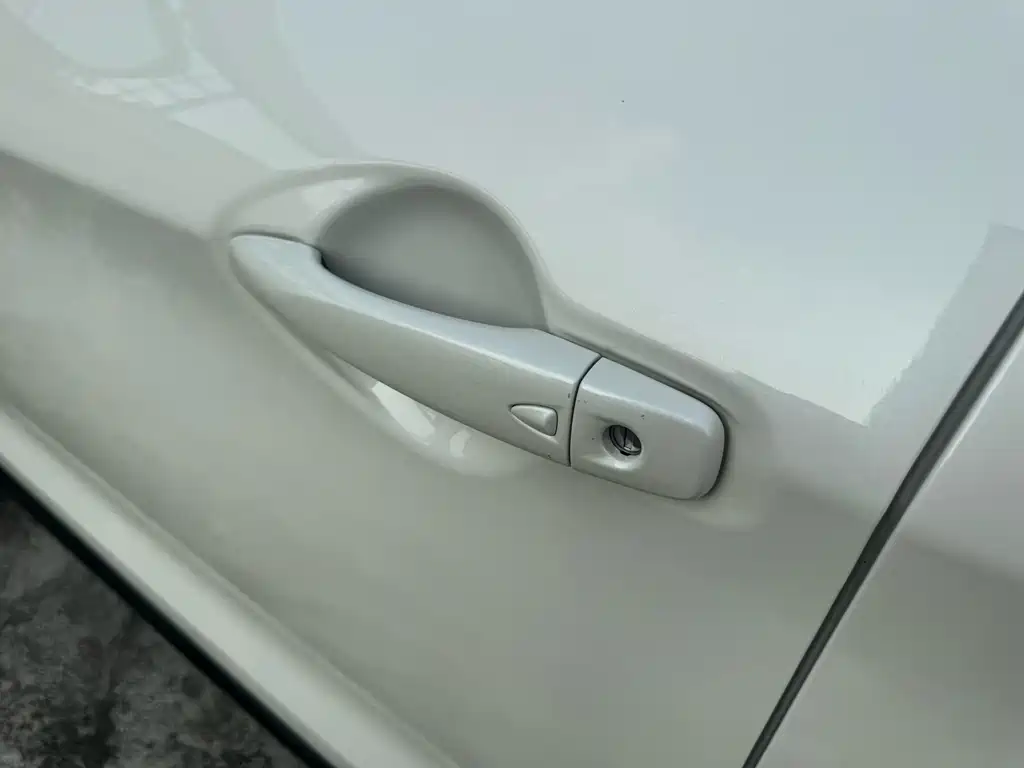 Nissan Qashqai — миниатюра 24