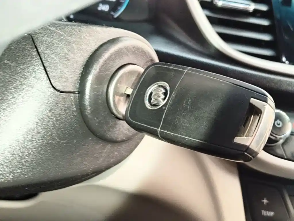 Buick Excelle — миниатюра 9