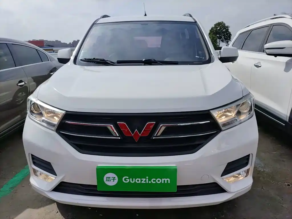 Wuling Hongguang — миниатюра 3