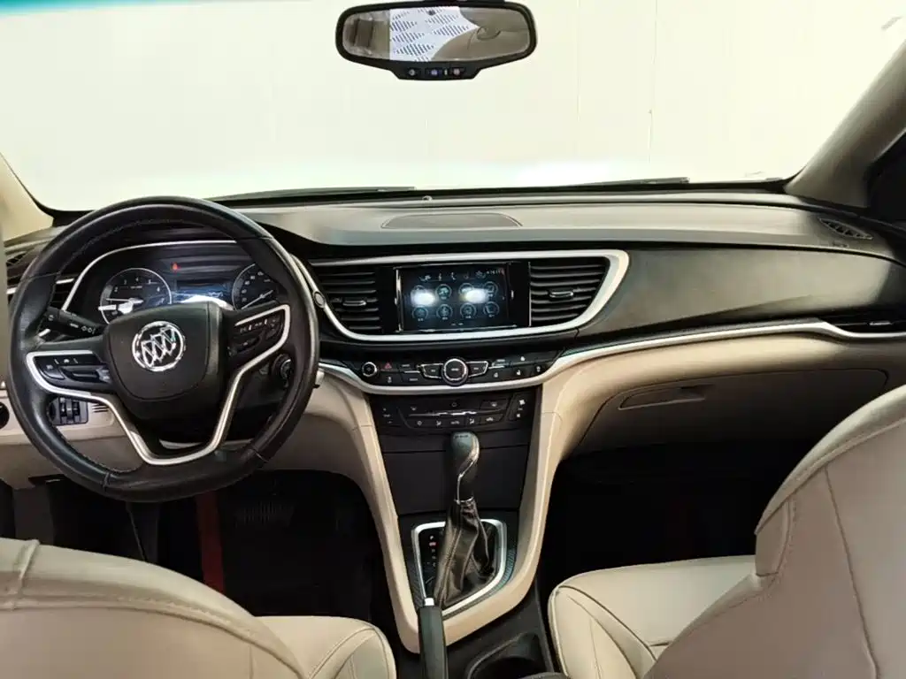 Buick Excelle — миниатюра 10