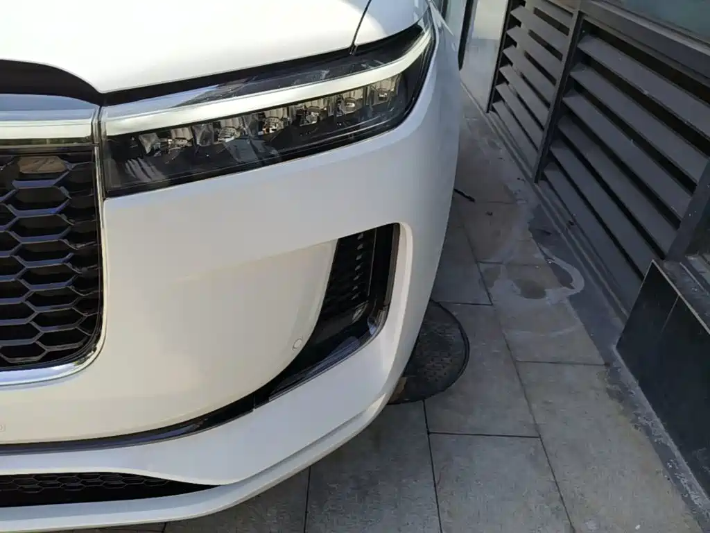 Li Auto Li ONE — миниатюра 24