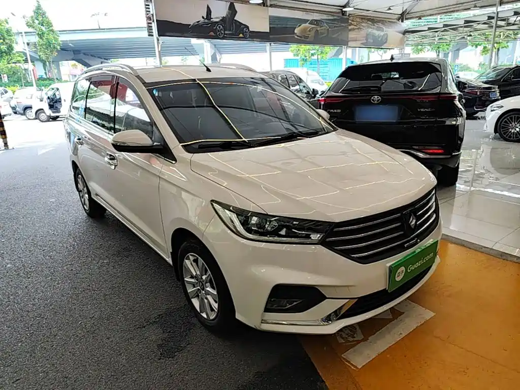 Baojun 360 — миниатюра 4