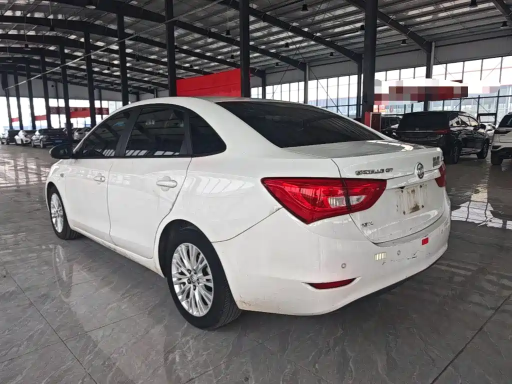 Buick Excelle — миниатюра 5