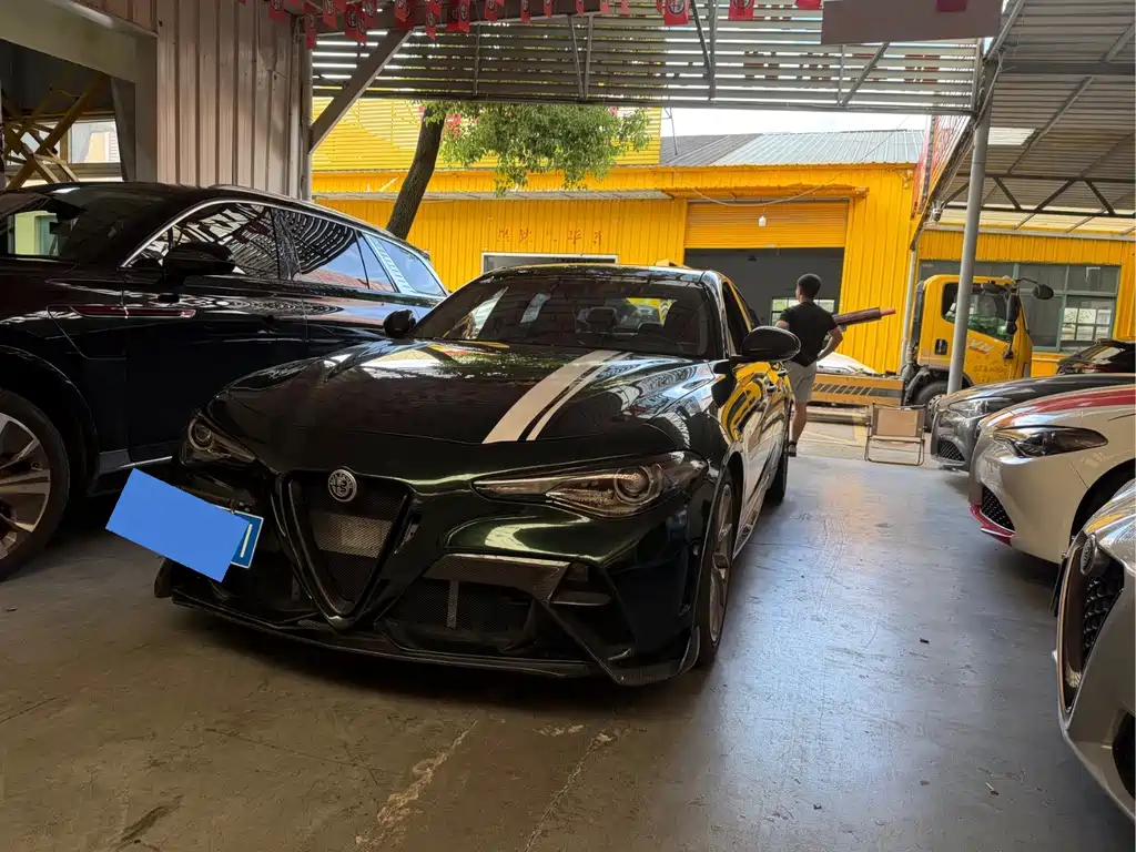 Alfa Romeo Giulia