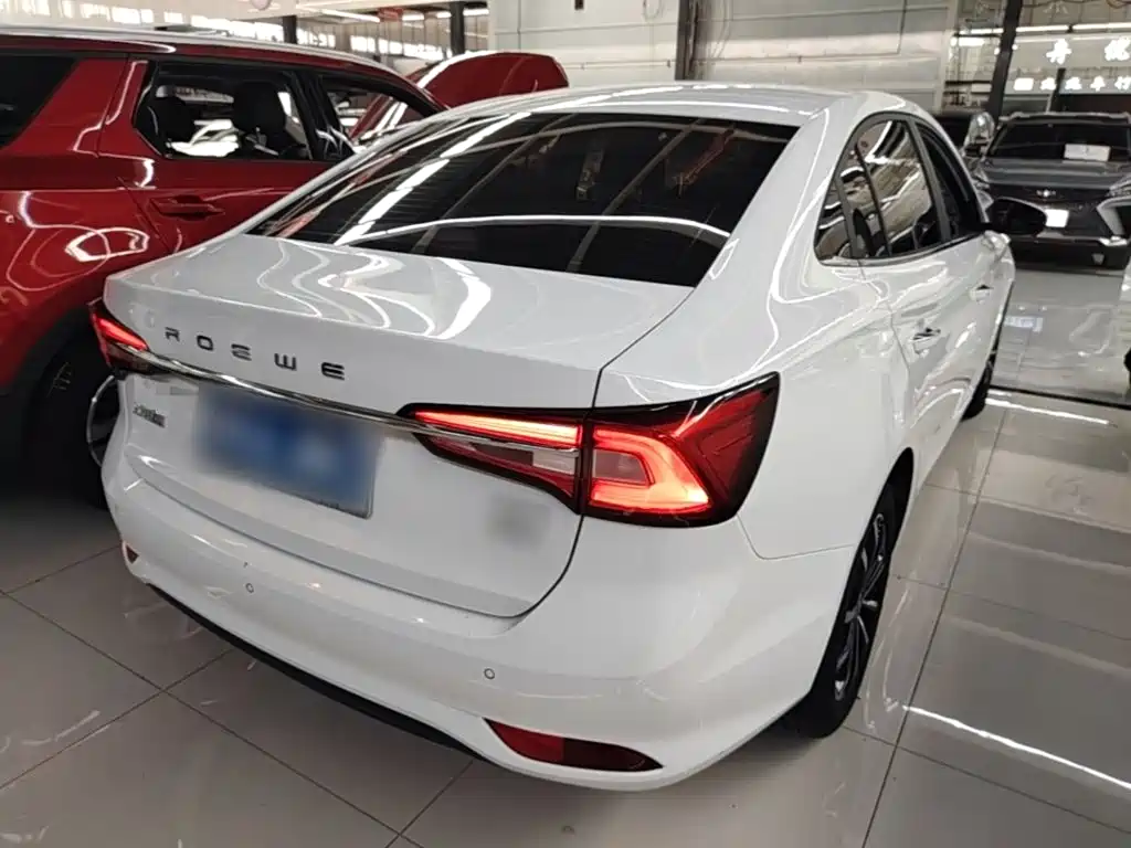 Roewe i5 — миниатюра 7