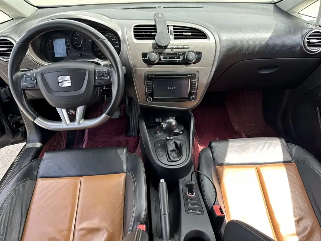 SEAT Leon 2012 1.8TSI FR+