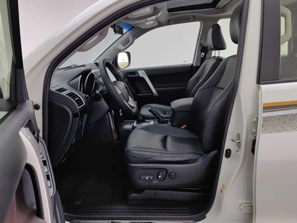 Toyota Prado — миниатюра 10