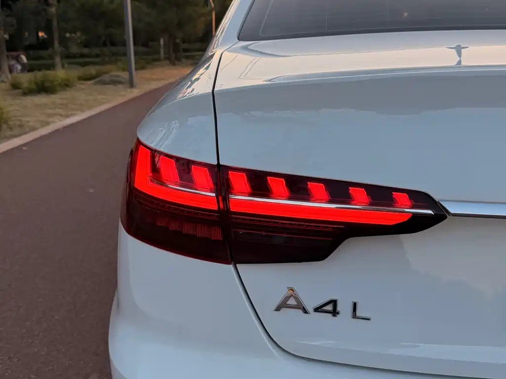 Audi A4L — миниатюра 20