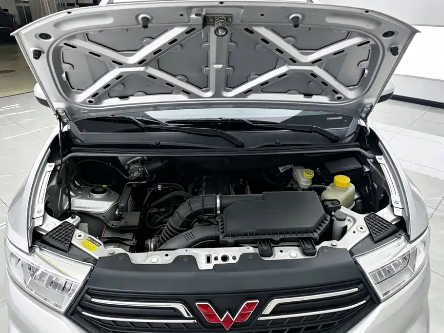 Wuling Hongguang V — миниатюра 10