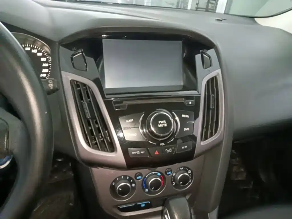 Ford Focus — миниатюра 13
