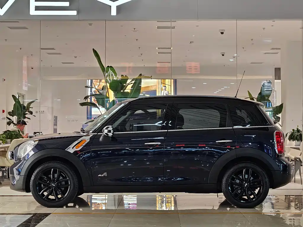 Mini Countryman 2014 1.6T COOPER ALL4 Fun