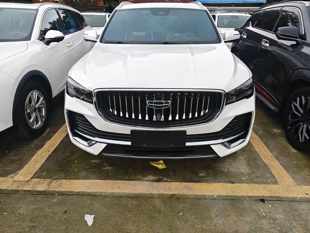 Geely Xingyue L — миниатюра 2
