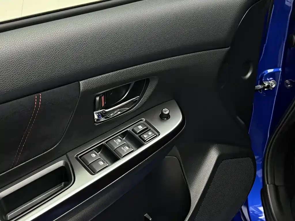 Subaru Impreza — миниатюра 10