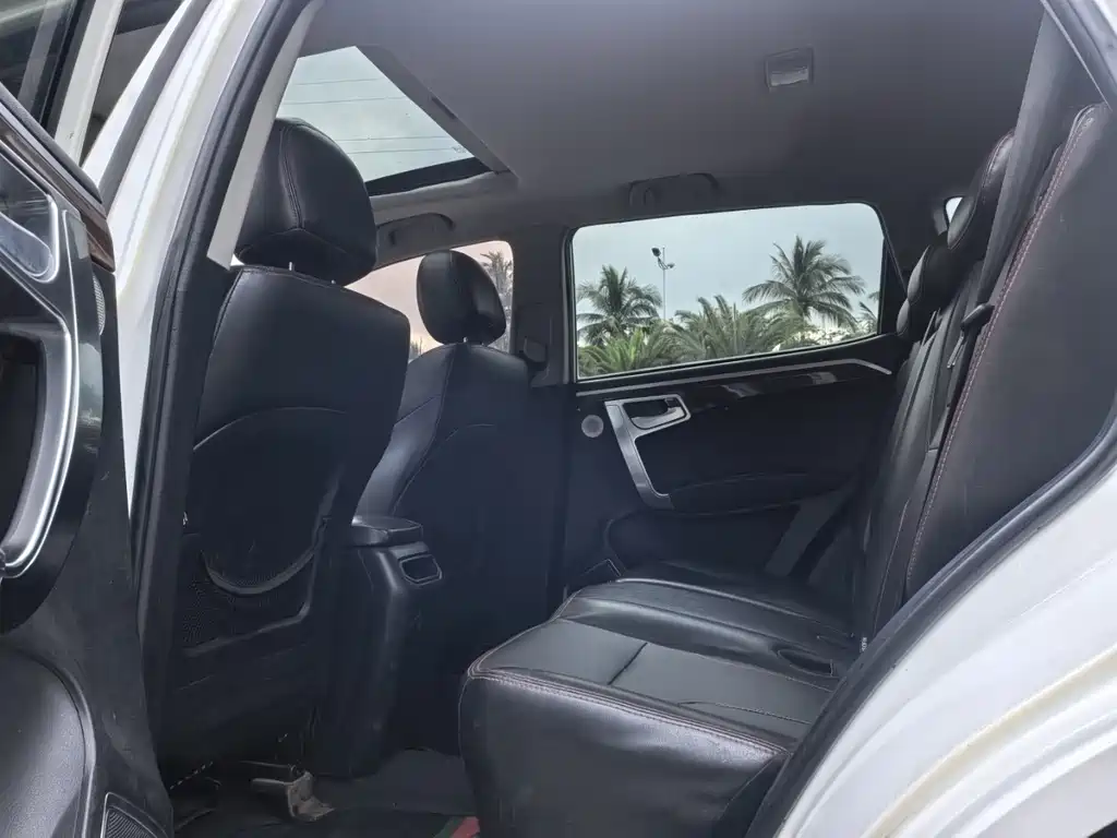 Geely GX7 — миниатюра 6