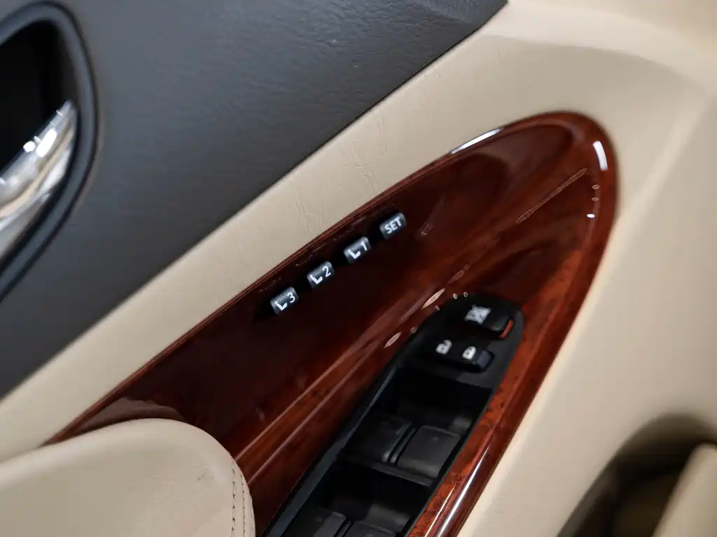 Lexus GS — миниатюра 17