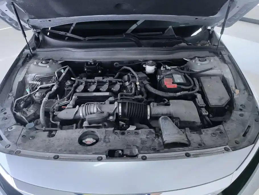 Honda Accord — миниатюра 10
