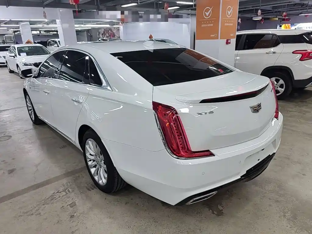 Cadillac XTS — миниатюра 5