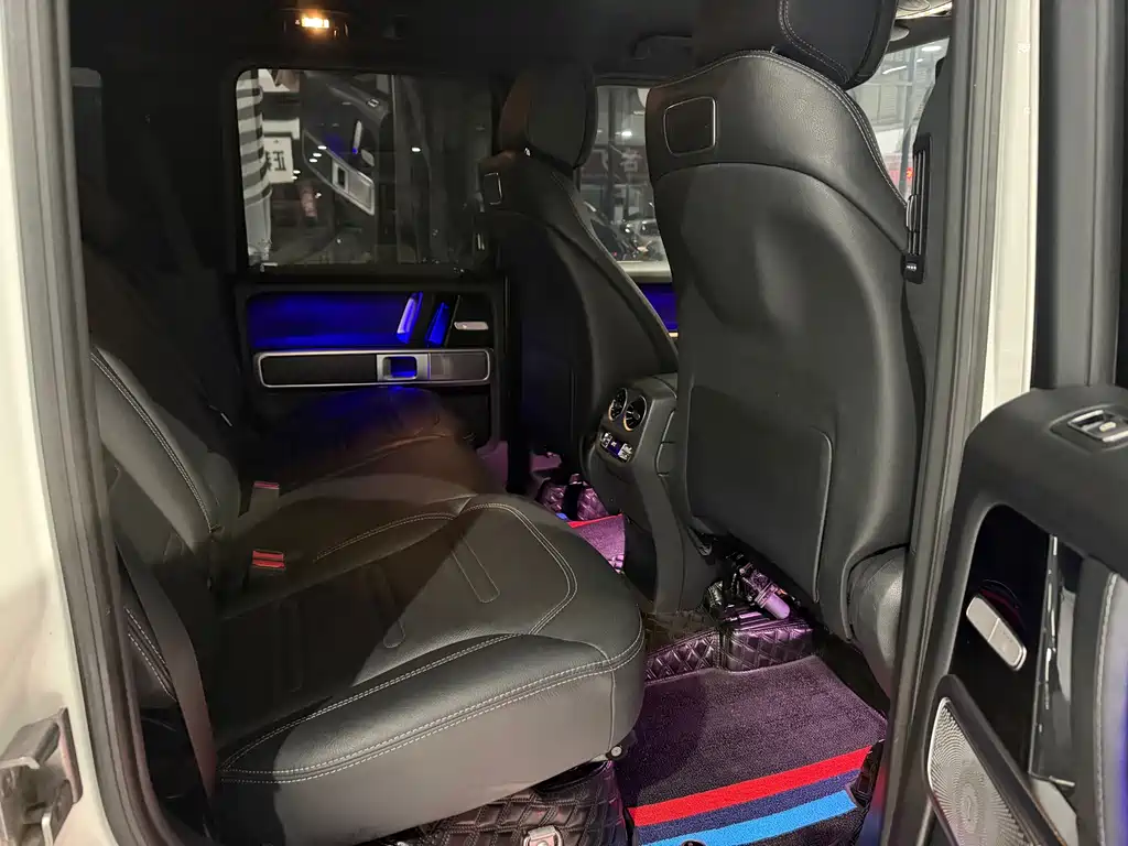 Mercedes-Benz G-Class — миниатюра 8