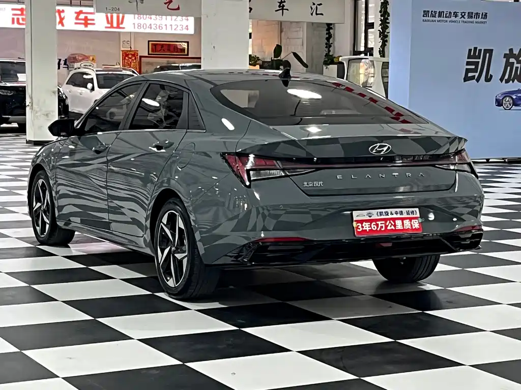 Hyundai Elantra — миниатюра 4