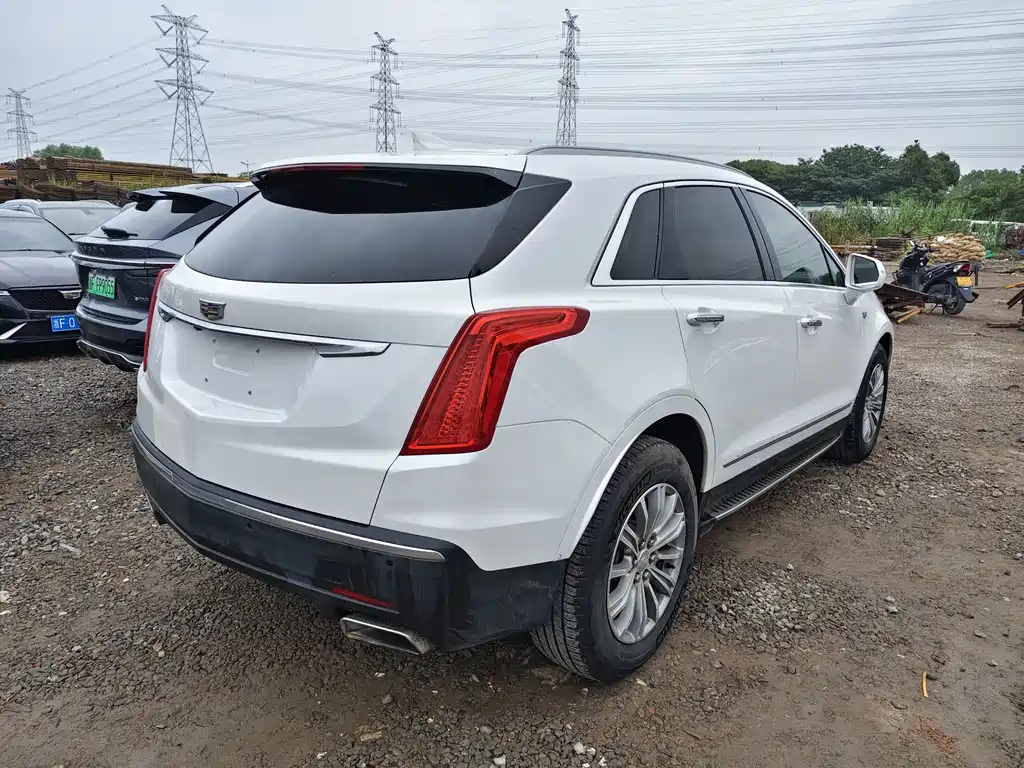 Cadillac XT5 — миниатюра 10