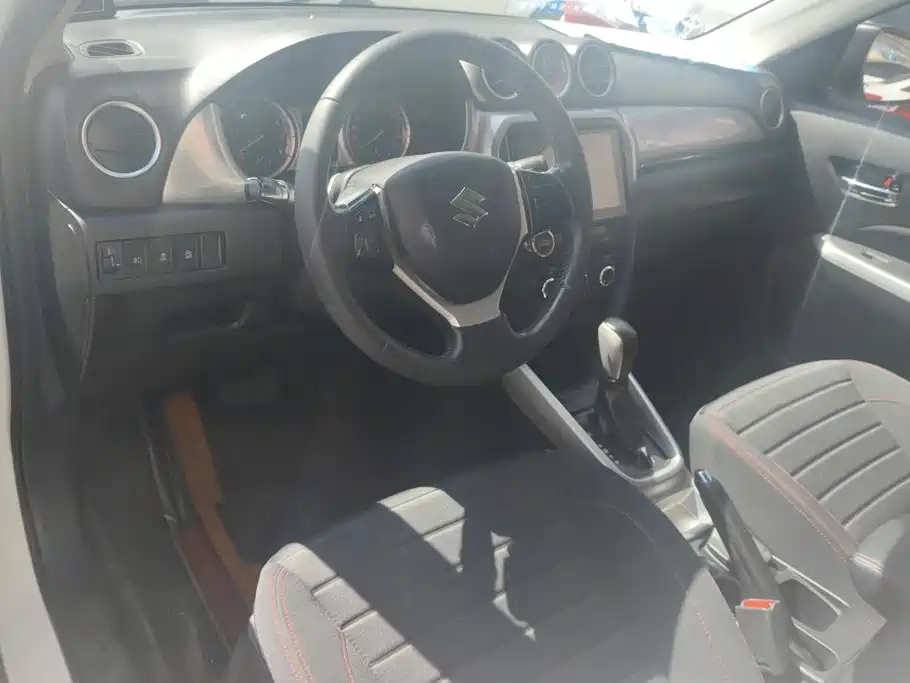 Suzuki Vitara — миниатюра 12