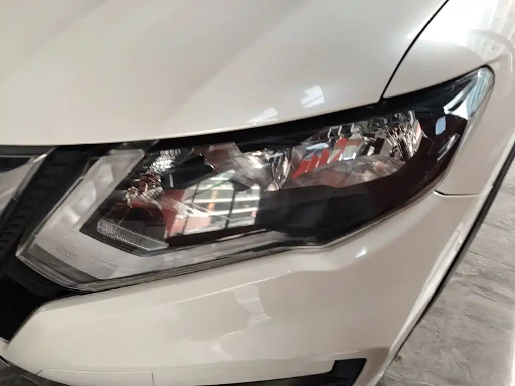 Nissan X-Trail — миниатюра 24