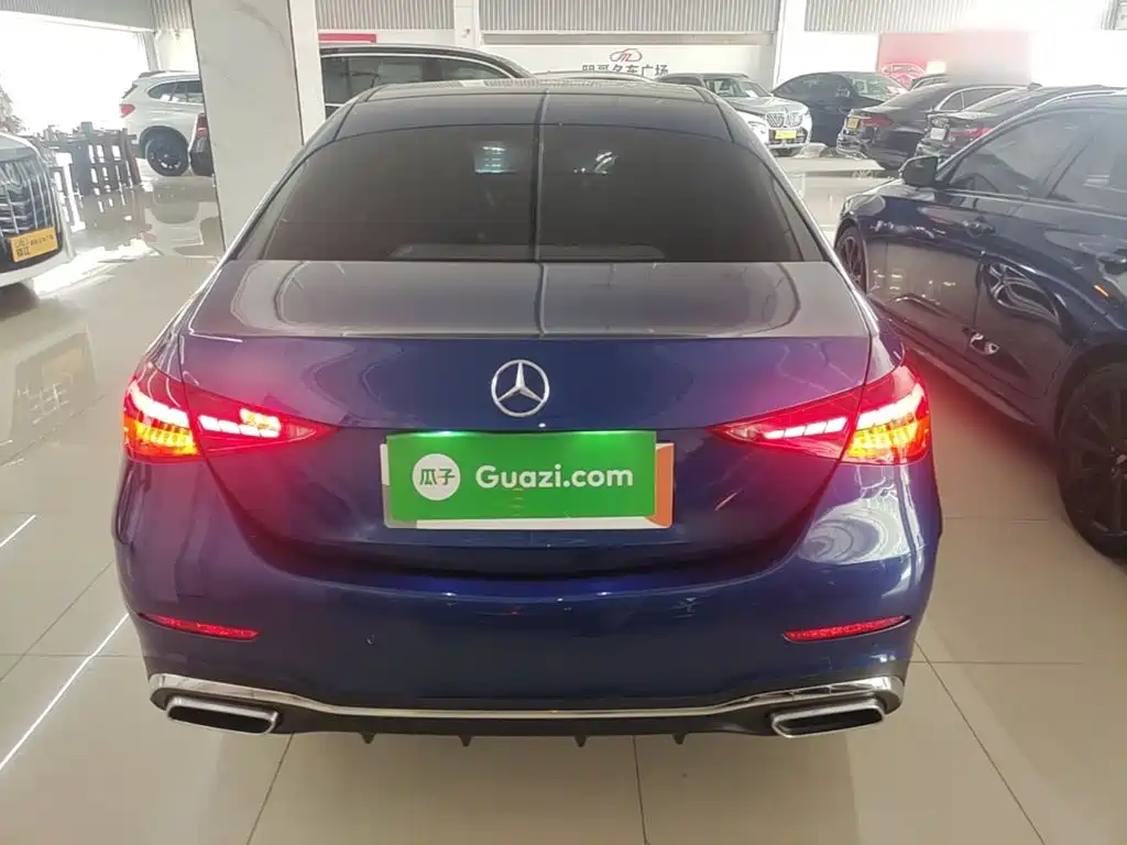 Mercedes-Benz C-Class — миниатюра 6