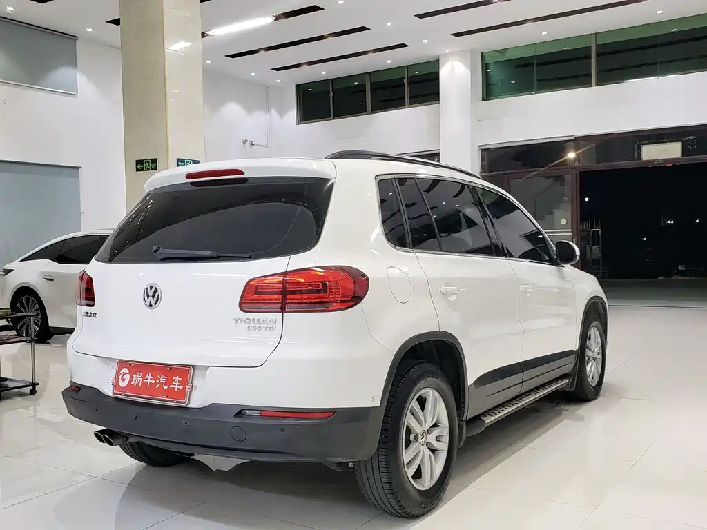 Volkswagen Tiguan — миниатюра 9