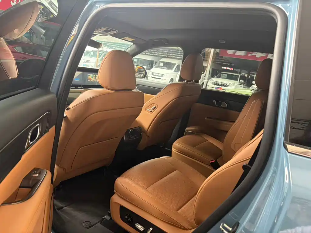 Li Auto Li ONE — миниатюра 3