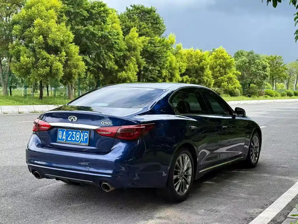 Infiniti Q50L — миниатюра 7