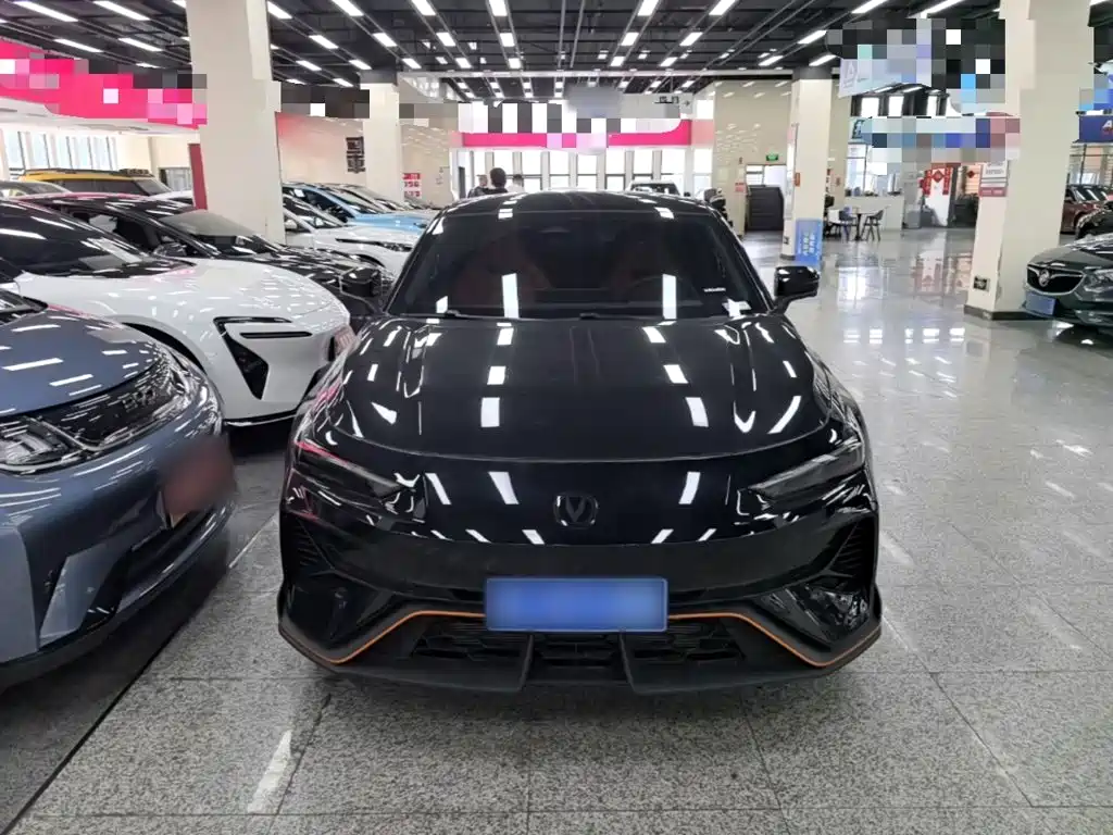 Changan UNI-V — миниатюра 3
