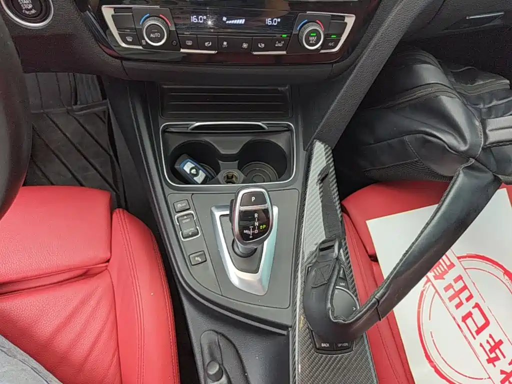 BMW 3 Series — миниатюра 14