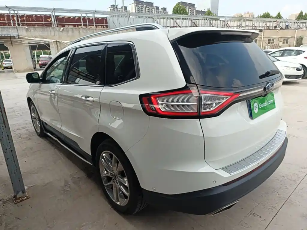 Ford Edge — миниатюра 5