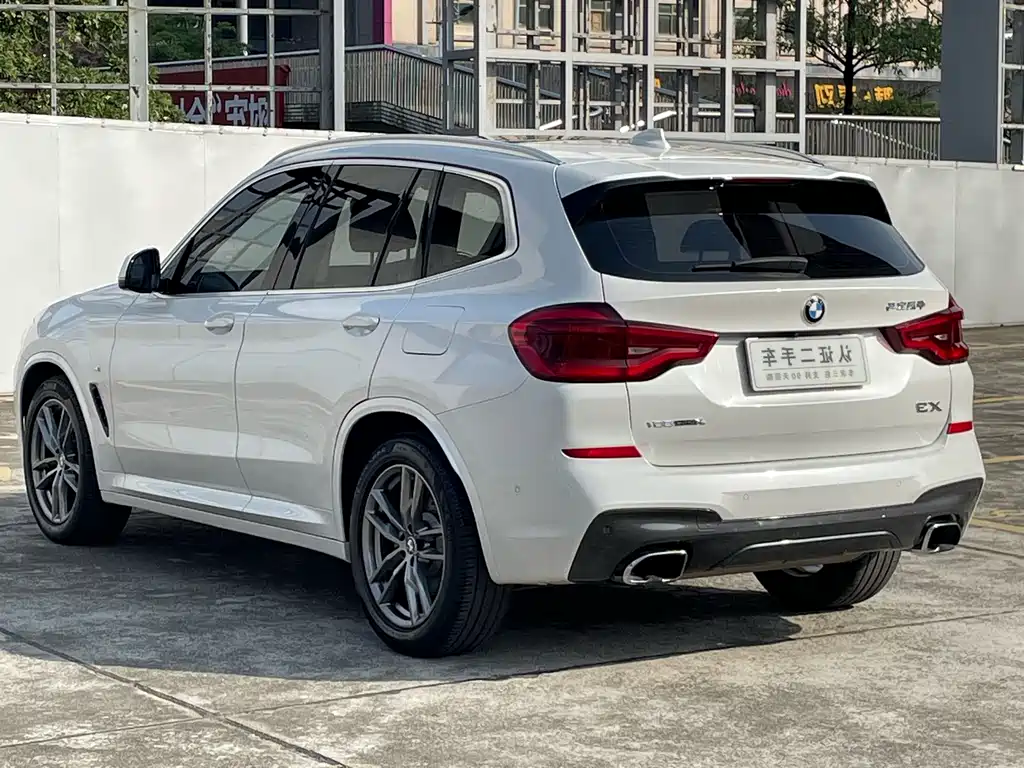 BMW X3 — миниатюра 11