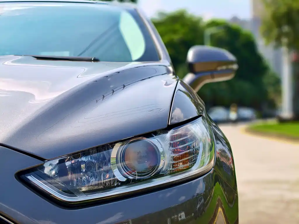 Ford Mondeo — миниатюра 8