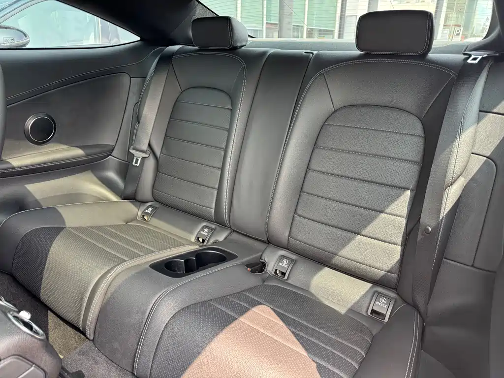 Mercedes-Benz C-Class (Import) — миниатюра 13
